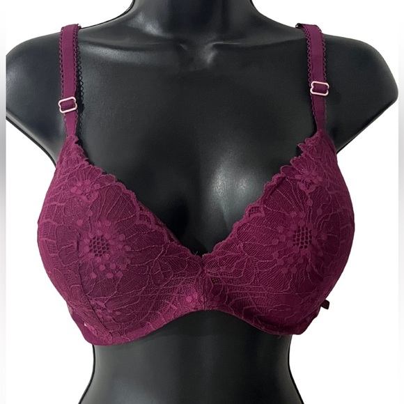 👙Victoria's Secret Wireless Lace Bra - Picture 1 of 5